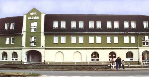 Hotel Bila Ruze Brno Extérieur photo