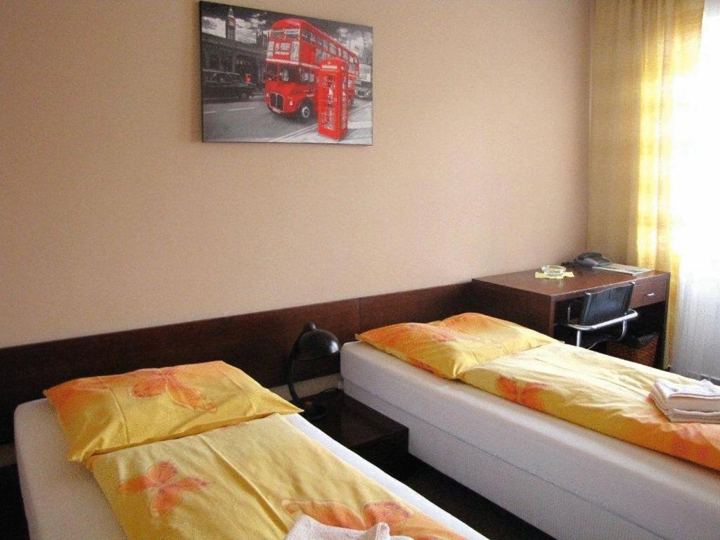 Hotel Bila Ruze Brno Extérieur photo