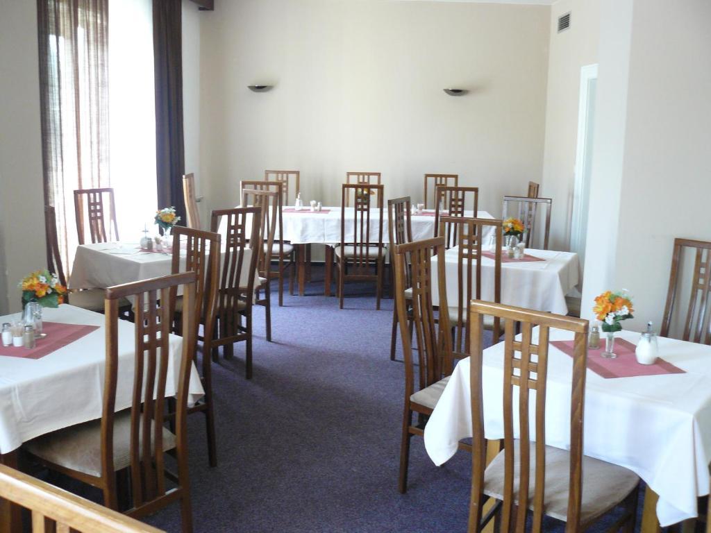 Hotel Bila Ruze Brno Extérieur photo
